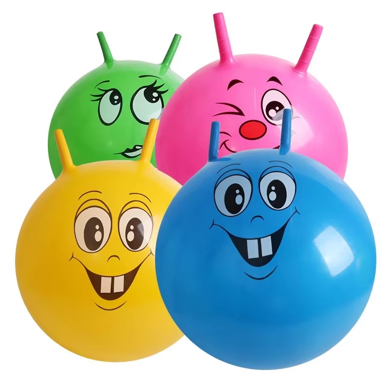 Smiling Sheep Horn Ball