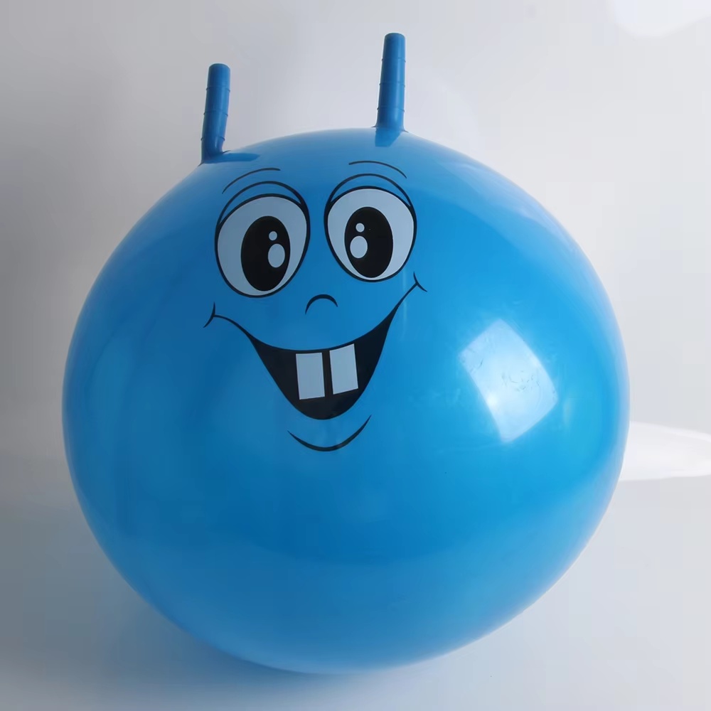 Smiling Sheep Horn Ball